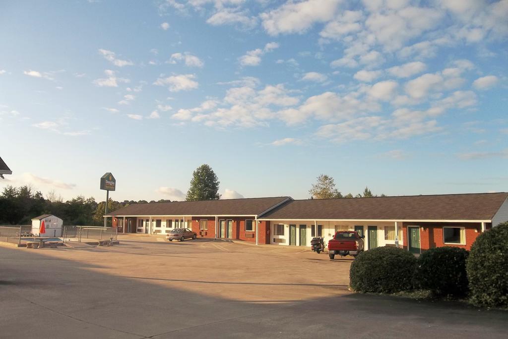 Douglas Inn&Suites, Blue Ridge, GA Extérieur photo